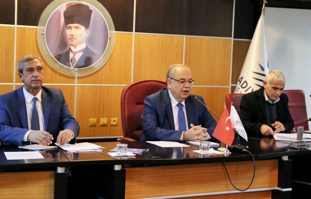 AdiyamanBelTR's tweet photo. Aralık Ayı Belediye Meclis Toplantısı Başkanımız F.Hüsrev KUTLU Başkanlığında Başladı. https://t.co/f4sS2TgrZE