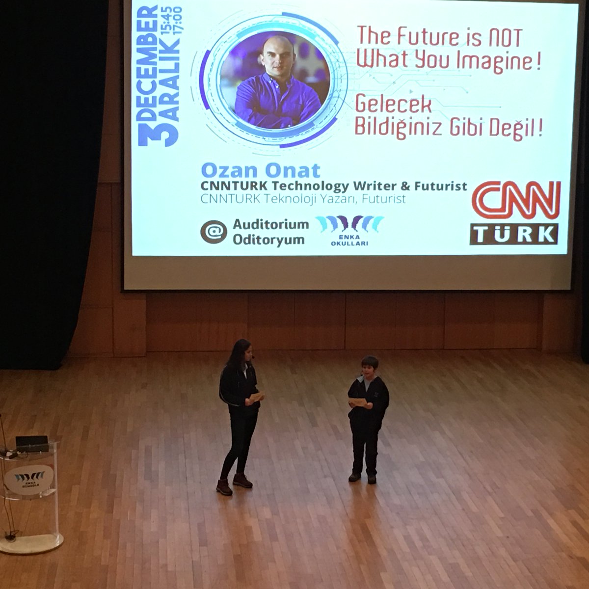 EnkaOkullari's tweet image. We kicked off #enkaschools #codingweek with a presentation by @cnnturktekno writer and #futurist @ozanonat who gave us a glimpse of #futuretech !