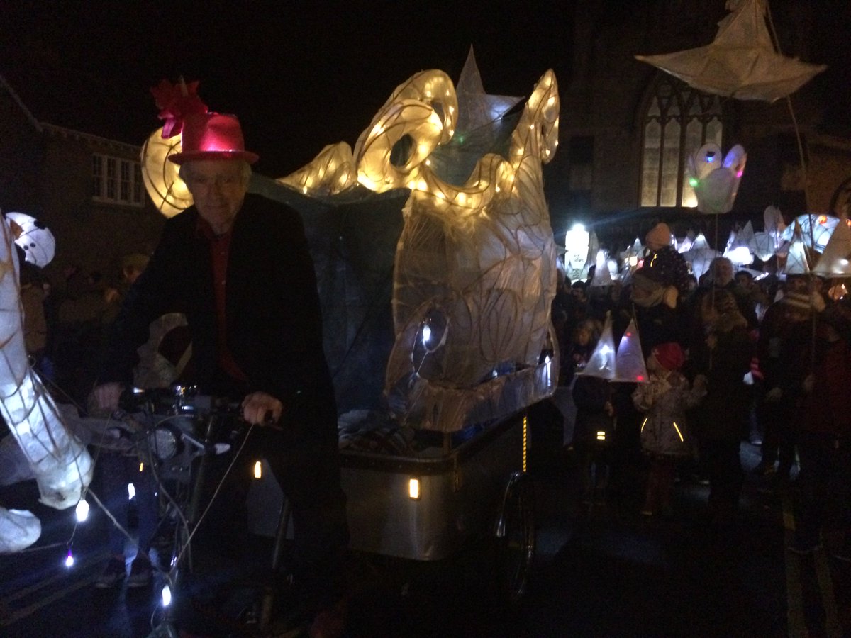 Great to be in #Frome using my <a href="/CyclesMaximus/">CyclesMaximus</a> Beast in the  lantern parade...exactly what I wanted it for.
