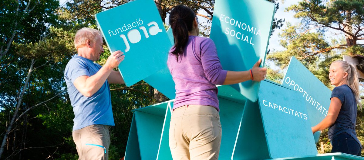 FundacioJoia's tweet photo. Des de la Fundació seguirem treballant per la plena inclusió social i laboral de persones amb trastorns de #SalutMental! 💪🏻 #SumemCapacitat #SumemDiversitat #DiaDeLesPersonesAmbDiscapacitat #XIB https://t.co/d3Gvo6HsUt https://t.co/UfRJ7c6gln