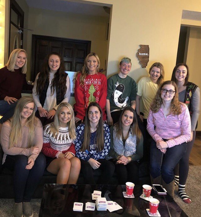 equestrians_isu's tweet photo. Our members had fun bonding over great food and games during our holiday party this weekend!🐴☃️ https://t.co/FOCDGaZLL4