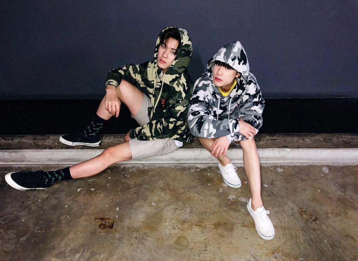 Double J <a href="/j_jackrr/">JACKIΣ ◡̈</a>  
[ IG: #JamyJamess ]