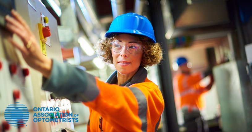 ONOptometrists's tweet photo. Protect your eyes with protective eyewear. They act as a guard, blocking and/or absorbing foreign objects, ultraviolet rays and impact.  #ProtectiveEyewear #EyeWear  #EyeExams #VisionCheck #EyeHealth https://t.co/siK2Whvuzw