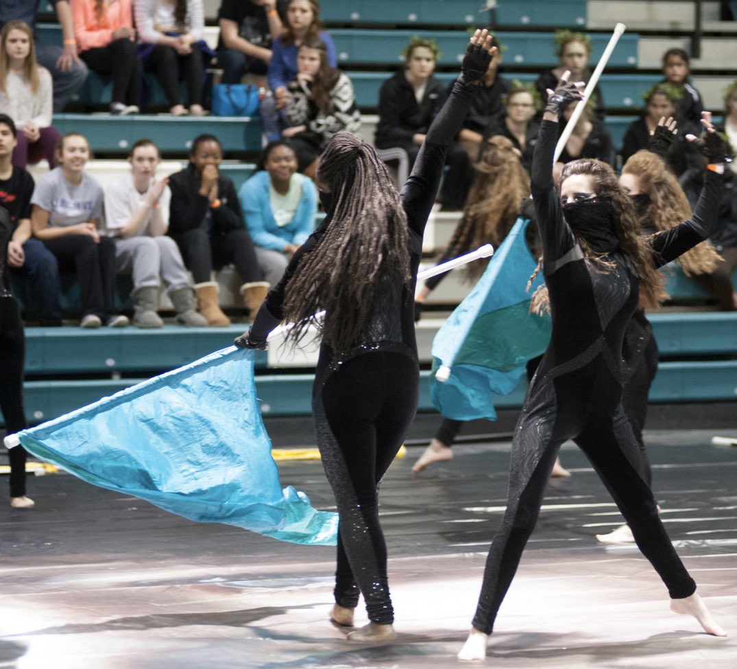 Pre-tryout Spin Clinic’s for Winterguard are going on this week so don’t miss it! Bring a friend and learn to spin. 🚩🎼🚩 Meet in the CHS band room: Mon 6-8:30p; Tues 3-5:30p; Fri 3-5:30p. SEE YOU THERE!