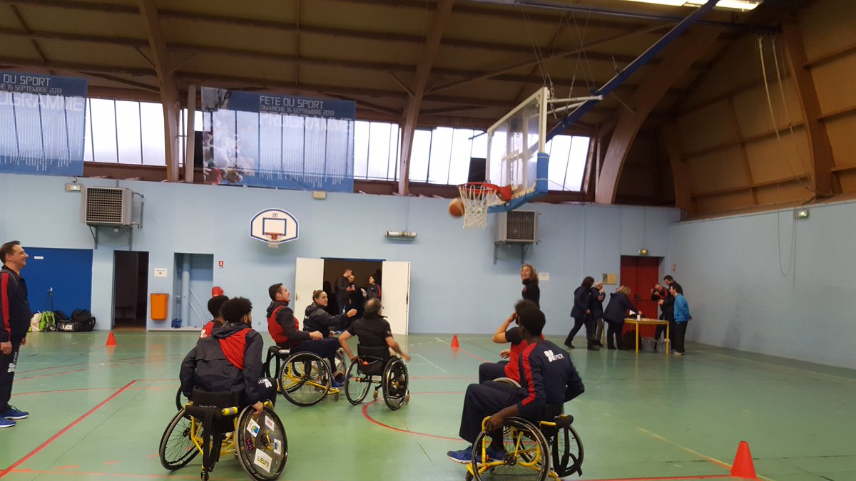 BalutBenoit's tweet photo. 3 décembre: Journée mondiale des personnes handicapées. @EPIDE_Officiel en partenariat avec @BOUCHONS276 ; #CDOS27 ; #CDSA27 et @MA_Jamet #ValDeReuil pour sensibiliser les Volontaires d insertion aux différents handicaps. https://t.co/liqaiN7WOX