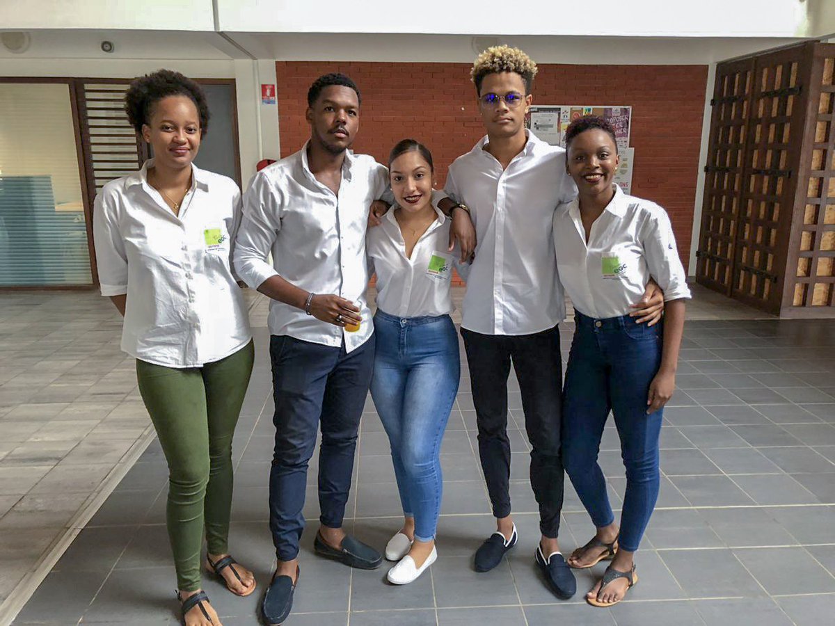egcguyane's tweet photo. 💡CONFÉRENCE DE L'ENTREPRISE💡

Les étudiants de l'EGC Guyane étaient à la 5 ème conférence de l'Entreprise sur la thématique : L'activité spatiale en Guyane. De nombreux intervenants y étaient présent : CNES ,Centre spatial guyanais, Espace Ariane, l' ESA, et l' Insee Guyane. 🛰 https://t.co/R3uNr1TbWH