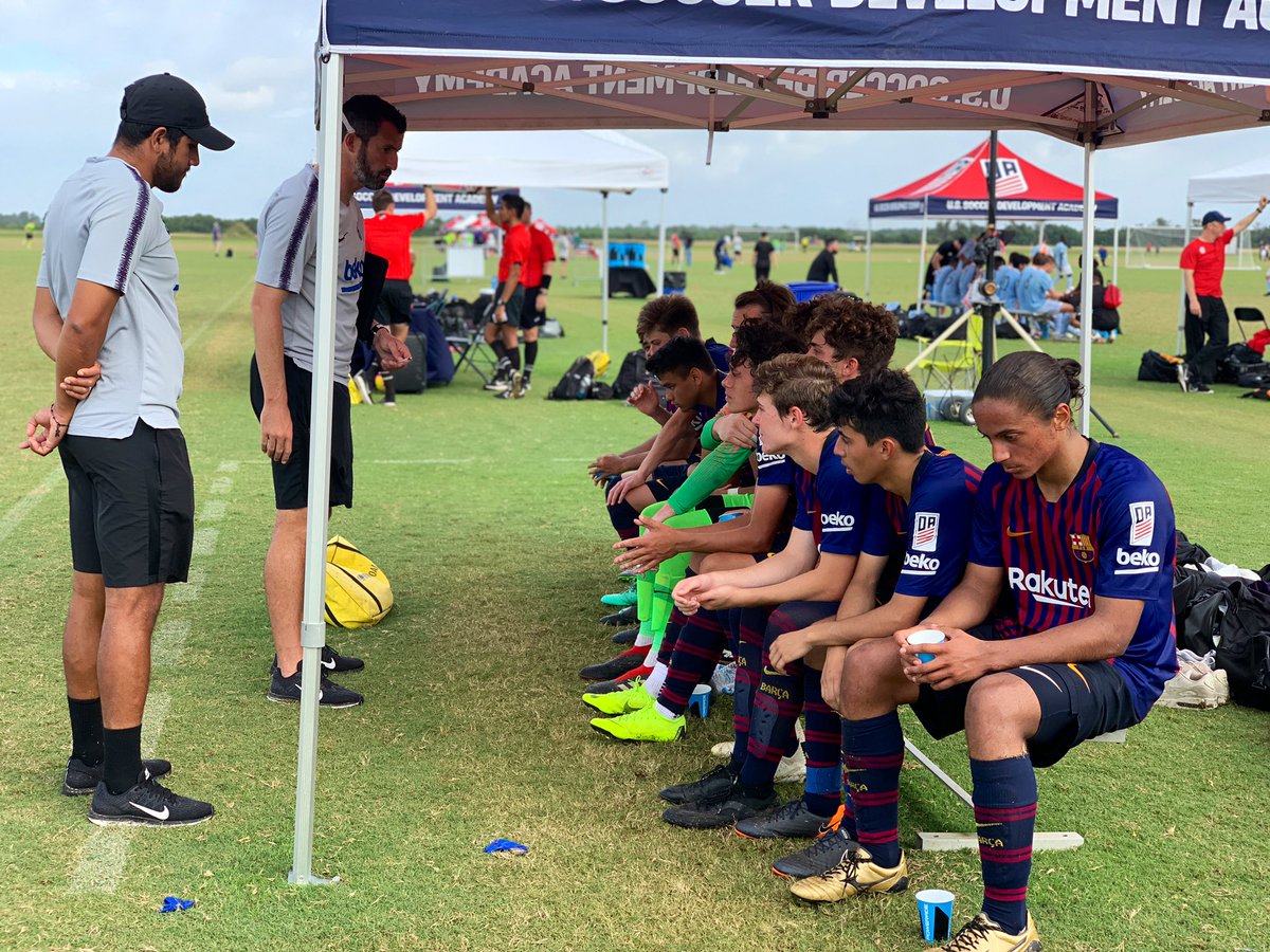Barça Residency Academy (@barcaacademyaz) on Twitter photo U17 | HALF | Positive half for Barça Residency Academy, a few half chances in the final 15 minutes of the half.
Barça 0-0 <a href="/RealColoSoccer/">Real Colorado Soccer</a> U17 | HALF | Positive half for Barça Residency Academy, a few half chances in the final 15 minutes of the half.
Barça 0-0 <a href="/RealColoSoccer/">Real Colorado Soccer</a>