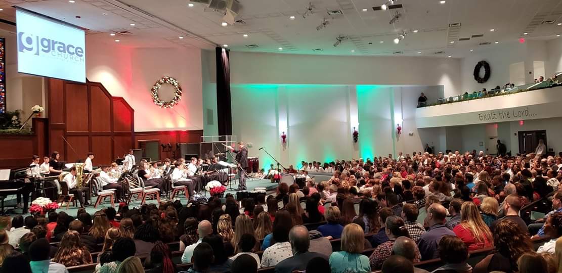 gracechurchsfl's tweet photo. Fabulous full-house at Grace as we launched the Christmas season with the Highlands bands and choirs! Amazing music from our student-musicians! #wearehighlands #gbcfl https://t.co/A7F8wrDflJ