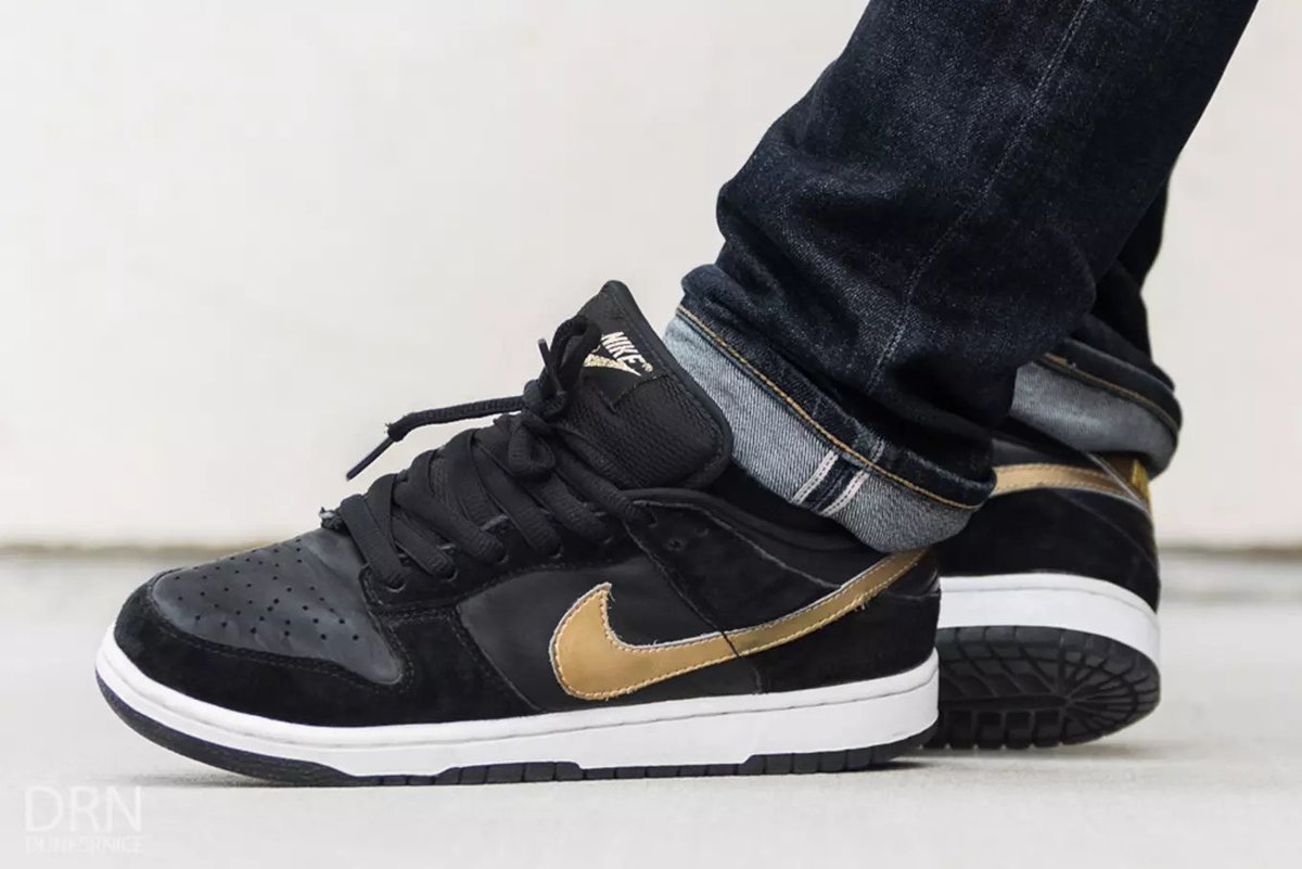 nike sb dunk low pro takashi