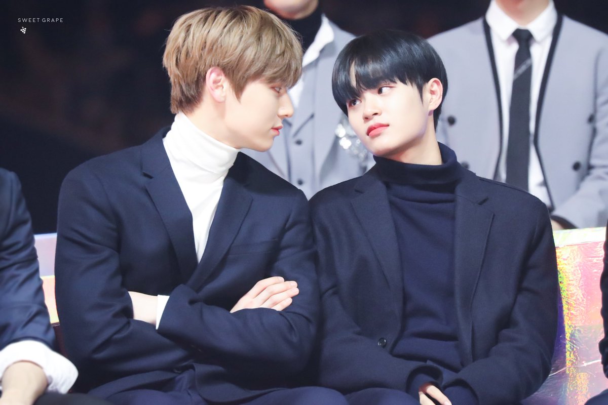 sweetgrape_0129's tweet photo. 181201 MMA
대휘야 왜케 귀여운건지..🥺🥺
#이대휘 #대휘 #DAEHWI #황민현 #민현 #WANNAONE #워너원 https://t.co/OlHrC2G1Z4
