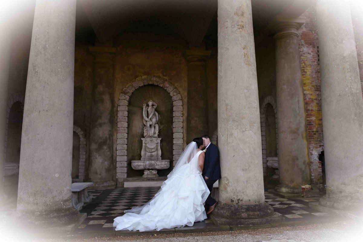 LaneSurrey's tweet photo. Gorgeous shot from Wotton House at the wedding of Paul &amp; Sarah https://t.co/bQUpBGKE4h