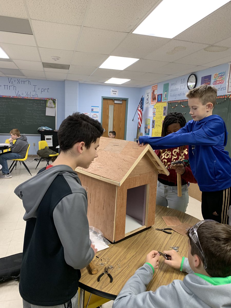 Finishing building sheds in green architecture <a href="/oakvillepltw/">rebecca brophy</a> <a href="/OakvilleMiddle/">Oakville Middle School</a> #STEMployee
