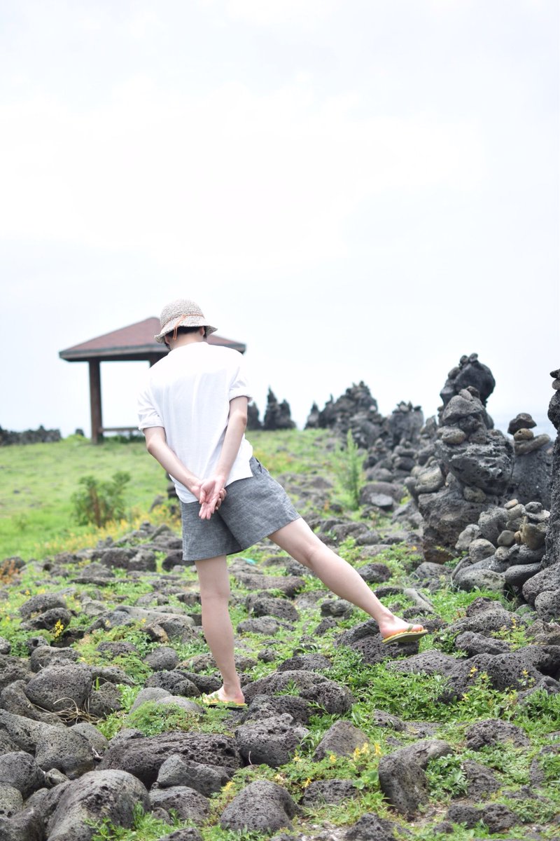 tra_pulpitos's tweet image. 기우뚱 나와 곱디고운 너. 한참 전 여름. 제주.