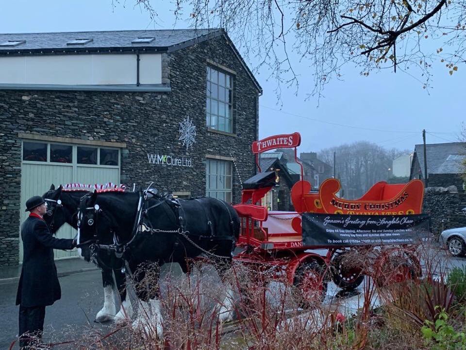 GaryMcClure5's tweet photo. Windermere Christmas market this Saturday and Sunday come along to the good theatre and catch one of my chows. It’s free https://t.co/BwqJr4GA4H