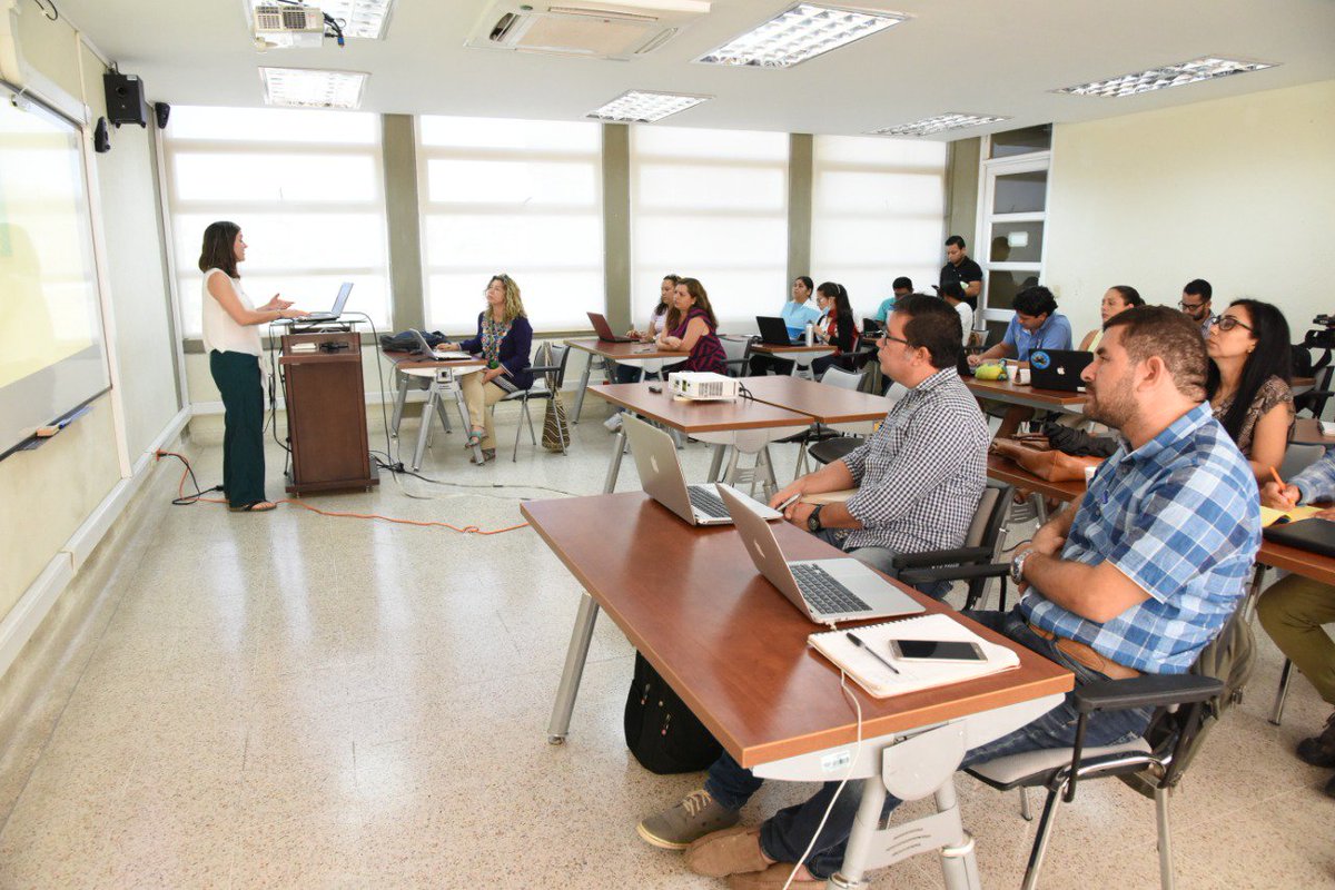 Unimagdalena's tweet photo. Inicia el curso internacional “Social science data and analysis for coastal and marine ecosystem services”, organizado por el Crupo de Investigacion en Sistemas Socioecologicos para el Bienestar Hunano (GISSBH) de la Facultad @Cbasicasunimag con apoyo de  @Ecomar_Cyted https://t.co/4v76HZTFaV