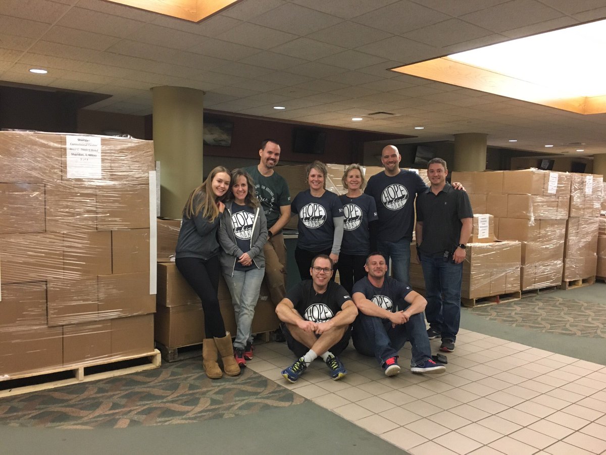 DerekSwierczek's tweet photo. Humbled and proud to be part off the team that organized @WillowCreekCC Prison Gift Pack Initiative for 2018! 60k inmates in Illinois and 10k in other states will get to experience Hope through the gift they will receive this Christmas season. #ServingHim #LoveEveryoneAlways https://t.co/lNZKIlD5nx