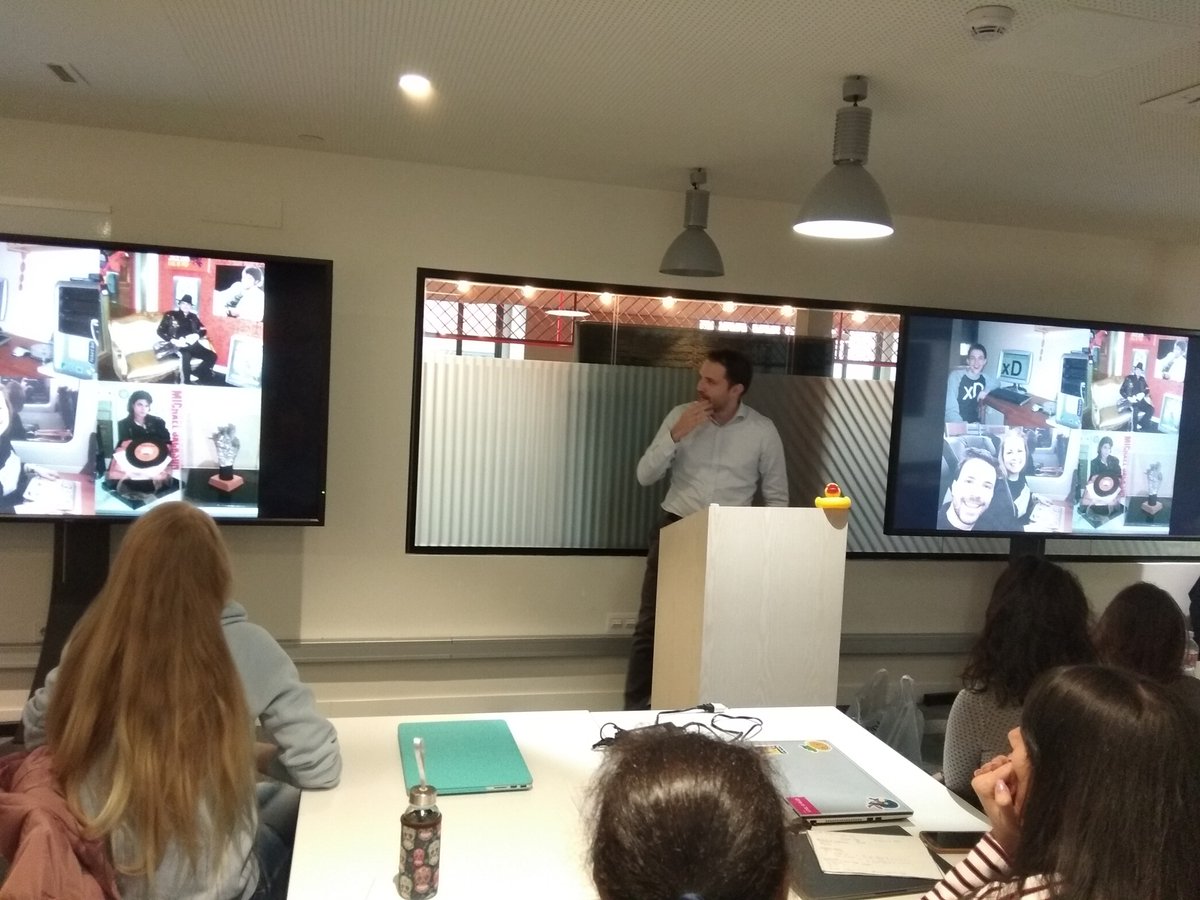 Adalab_Digital's tweet photo. Hoy las #adalabers han disfrutado una vez más de la presencia de @k4rliky y sus manolitos! 🥐🥐🥐🥐 Nos nos cansamos de decirlo, de las mejores cosas de #Adalab, ¡nuestra comunidad de #voluntariado! https://t.co/iLoOxhVuU8