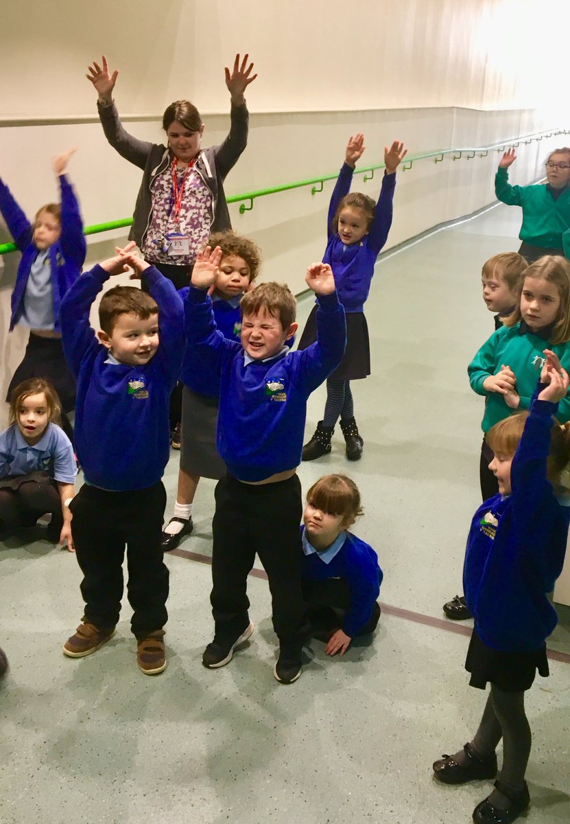 NiaRichards1's tweet photo. It was a real pleasure to see the collaboration between @cayb_bont and @YsgolT today as part of the #LeadCreativeSchools scheme. Thank you @RhunapIorwerth for being inquisitive! @SpectactCymru @RhCadwaladr @Wild_Elements @Arts_Wales_ https://t.co/1KcKp2IoGY