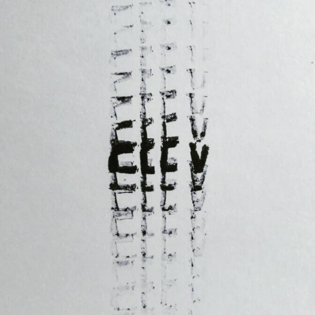cntrlCcntrlV's tweet photo. #cccv #handmadeinktampon #inktests #ink #stamps https://t.co/qocH6dUQNx