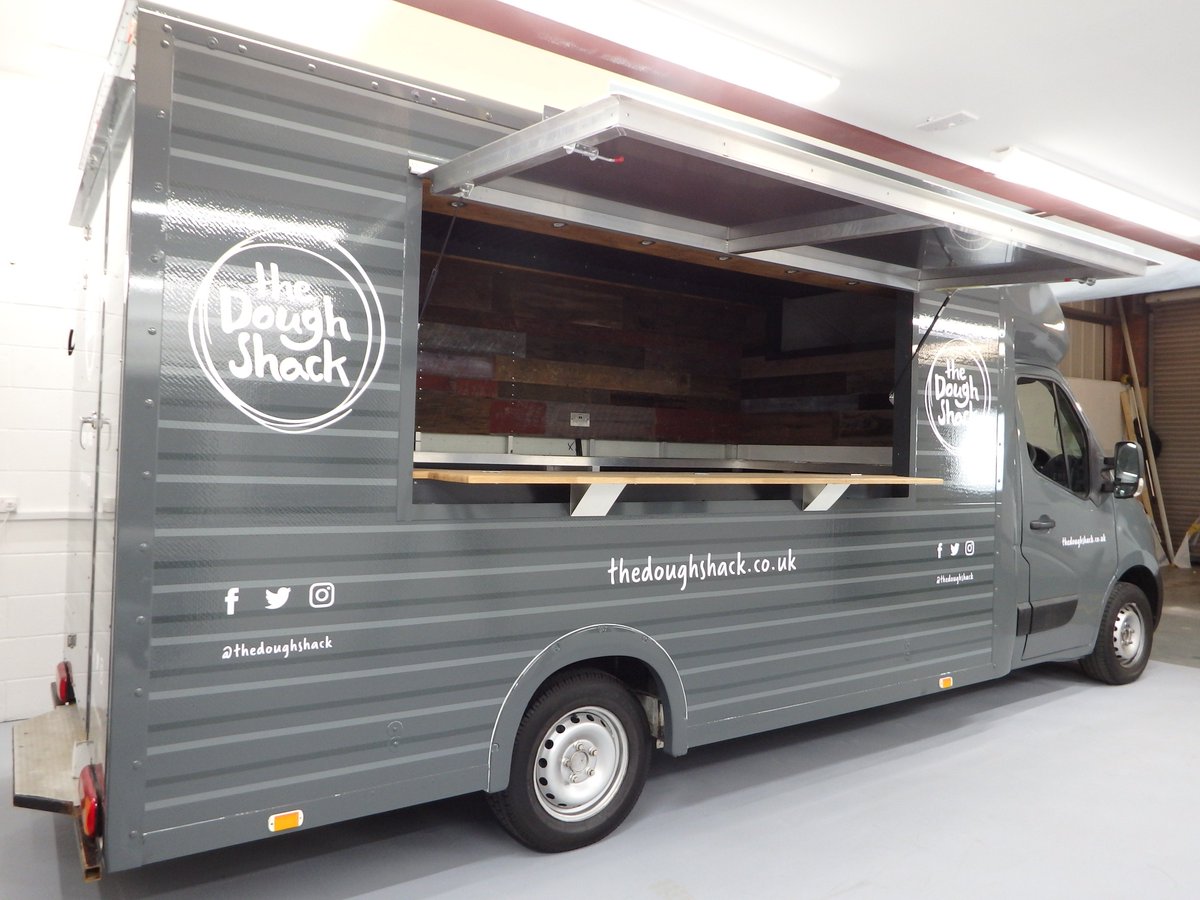 PremierWraps's tweet image. Extremely pleased to wrap the 3rd van for our friends @Thedoughshack Courtesy of @DragonOvens .😗👌🍕