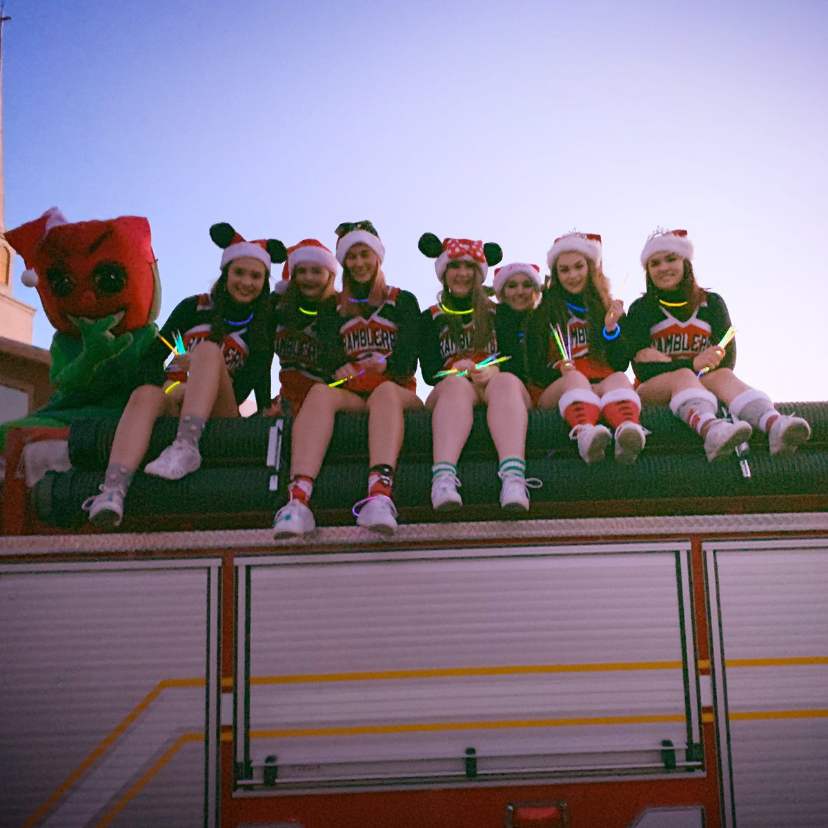 techwithbec's tweet photo. Saturday was the town Christmas Parade!  It was so nice to see school groups involved and so many students on different organizational floats!  I want to say a special shout out to elementary for representing their One Book, One School Initiative. Awesome to see! https://t.co/mj0ZkkRQlv