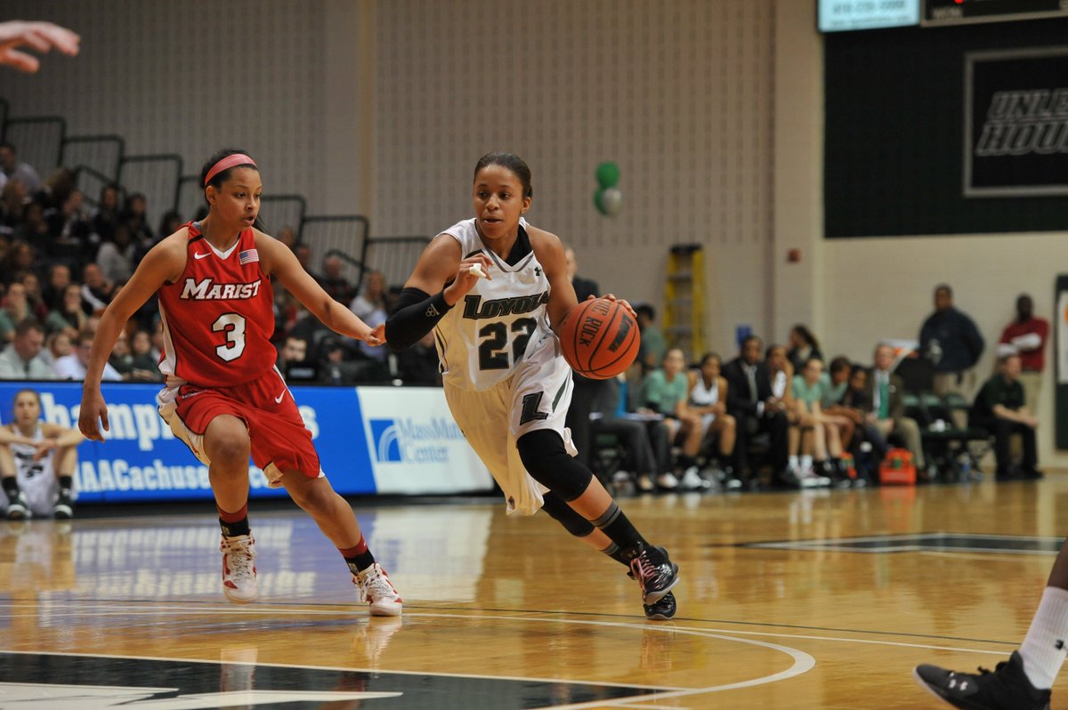 LoyolaWBB's tweet photo. Congratulations and good luck to Miriam McKenzie '12 as she embarks on her seventh season in professional basketball with Boa Viagem-Angra-Acore in Portugal!
https://t.co/quuJQLOp3E #ProHounds #GoHounds https://t.co/o3flgBVQqS