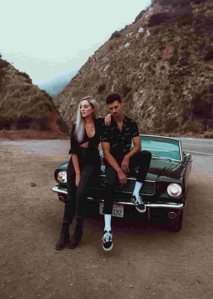prunderground's tweet photo. #Vancouver Duo #HOFFEY releases #new music #video "Love Is Wild" November 30th https://t.co/z0qjapqQ7L @amwgrp https://t.co/UN72tWFl03