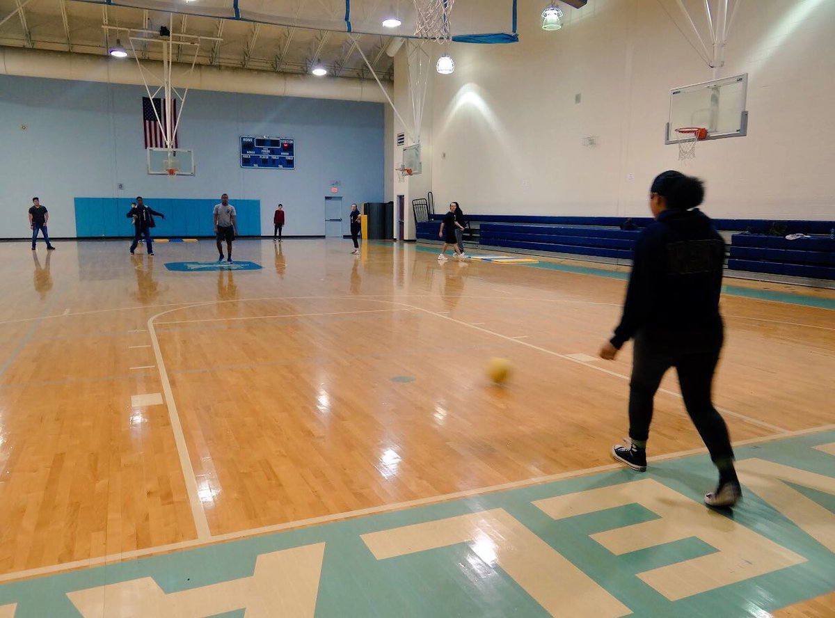 JrotcCvhs's tweet photo. Cadets participate in Battalion fun day by playing kickball on Friday 💪 #ClevelandProud #jrotc #rams https://t.co/ADfdZOtKg7