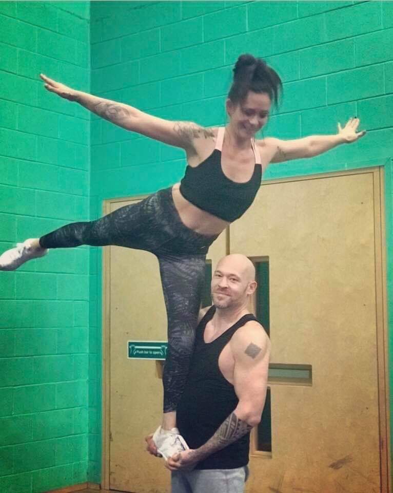 EmbraceTheWave's tweet photo. Wife and husband bonding 😍#family #love https://t.co/J2xs0hqMun