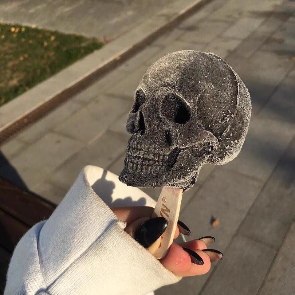 こんなアイスあるの！？逆インスタ映えで衝撃的ｗｗｗ