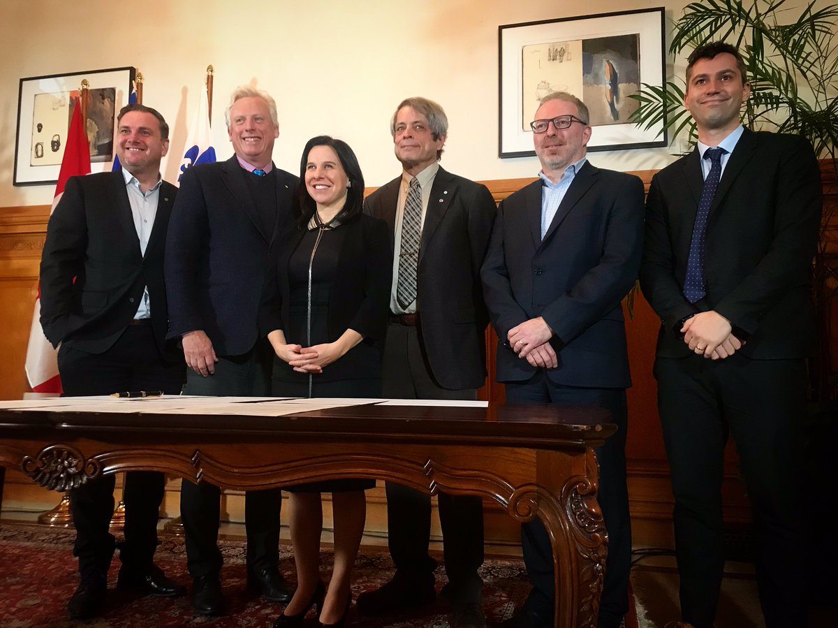 Val_Plante's tweet photo. 2/2 Ce partenariat permettra entre autres à notre métropole d’atteindre notre objectif de neutralité carbone d’ici 2050. C’est en combinant nos ressources et en parlant d’une même voix que nous pourrons renverser la tendance. #c40 #COP24 #polmtl https://t.co/dI5LttCdK5