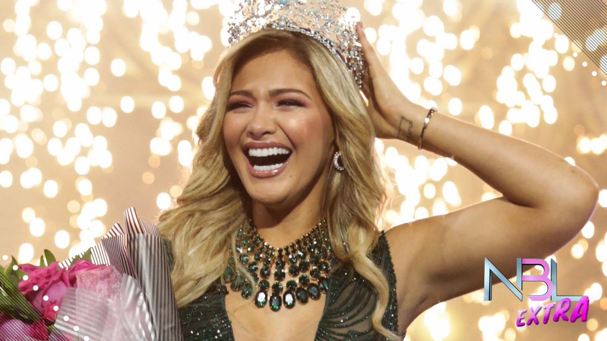 NuestraBelleza's tweet photo. #NBLExtra: @migbelislynette reacciona a su histórica victoria en #NuestraBellezaLatina 👑 https://t.co/SzMBZNGhJY https://t.co/TafEtxy8DR