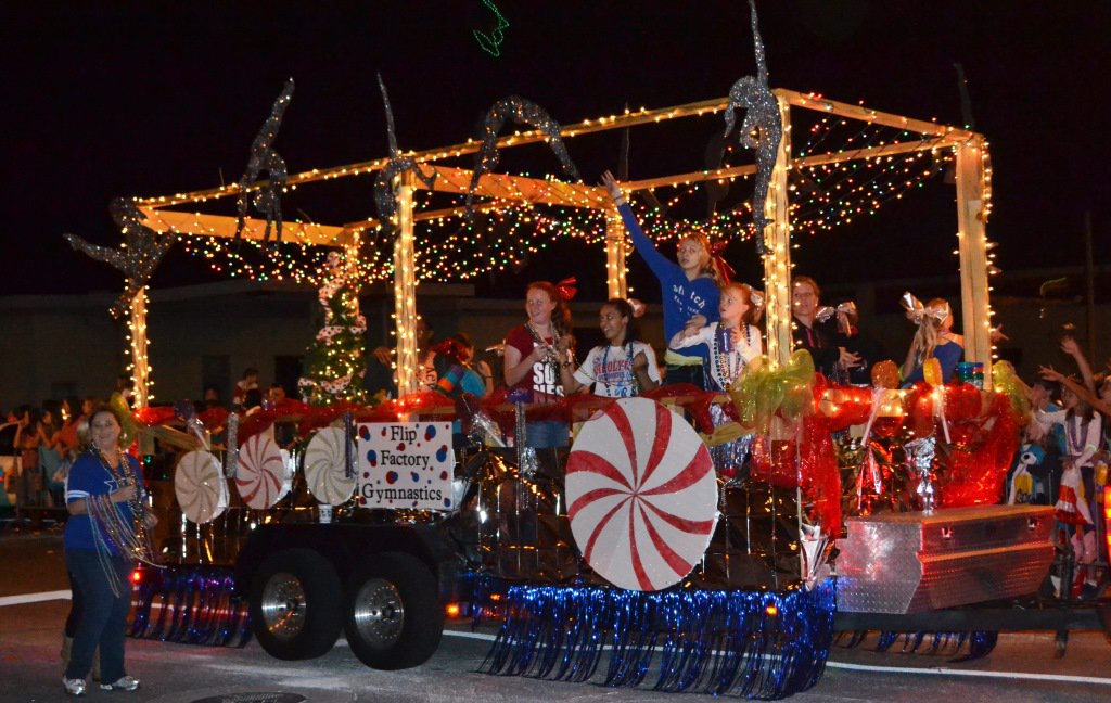DowntownPcola's tweet photo. The Cox Pensacola Christmas Parade is happening this Saturday in #downtownPensacola! Come out & enjoy the #FirstCityLights as bands and parade floats decorated for the season come strolling down Palafox! This is one holiday event you don't want to miss! https://t.co/3IbZ3Zl3kt https://t.co/BEsRkJJfwW