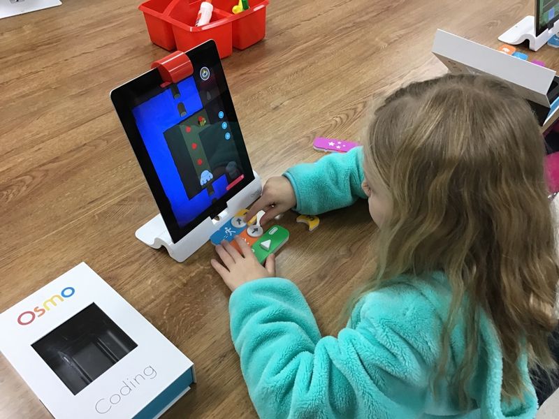 EncinoGT's tweet image. 1st grade #HourOfCode with @PlayOsmo #CodingAwbie! #neisdgt #neisditech