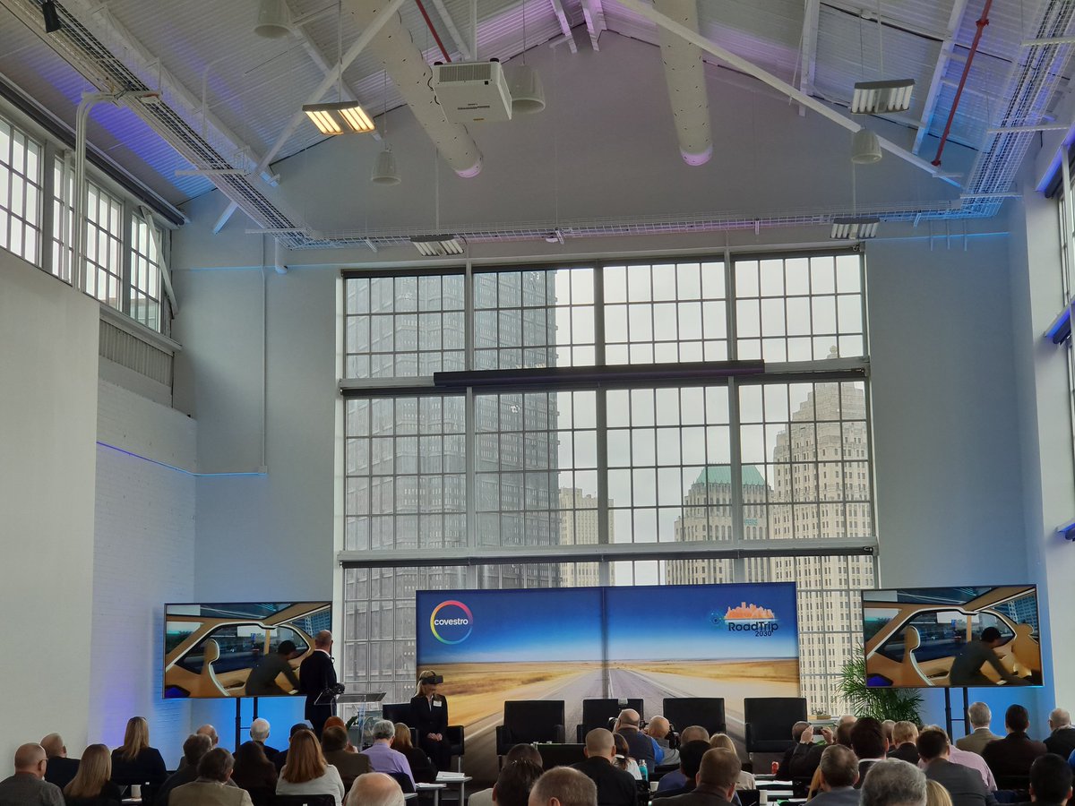 ibrivi's tweet photo. Starting the #RoadTrip2030 to the #futureofmobility with #Covestro! #socool #fangirling https://t.co/6EWIxP97pn