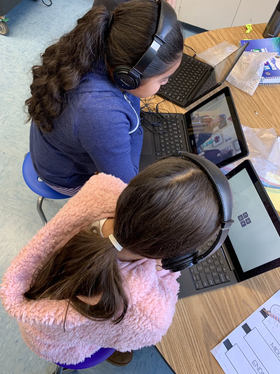 ChelseaB_413's tweet photo. Starting our week off right with #HourOfCode https://t.co/uyINdXPEsO