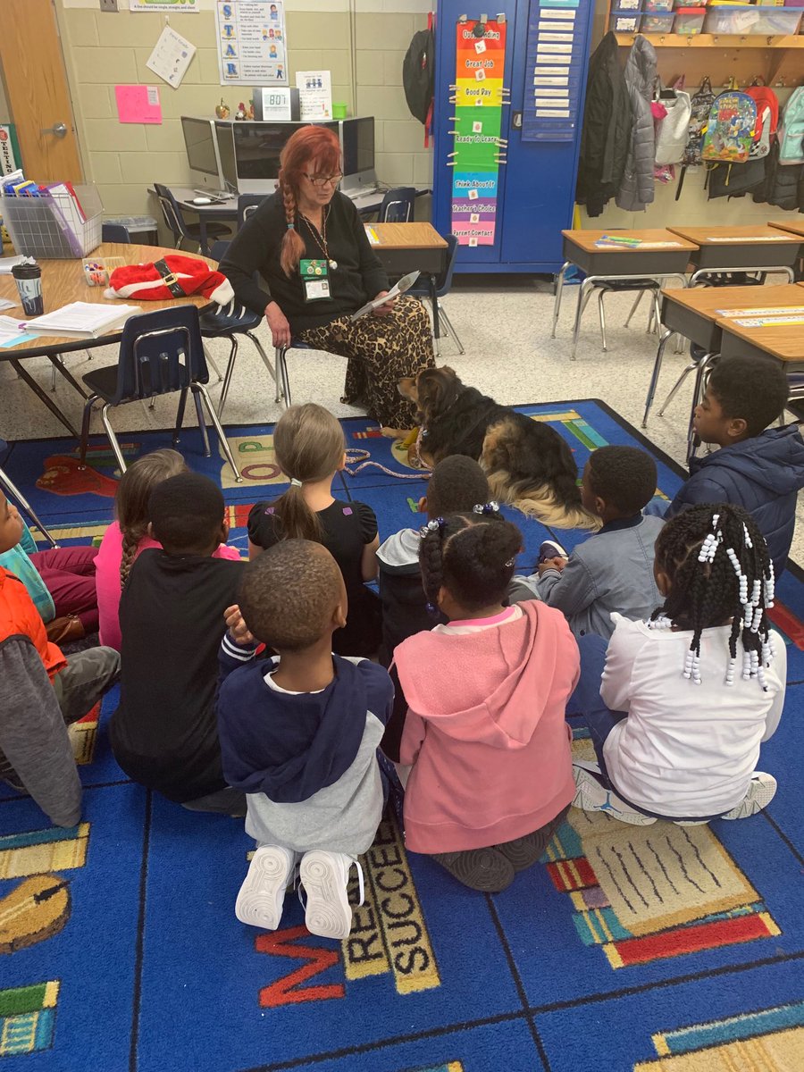dcgbralls's tweet photo. We kicked off our One School One Book program today with some visits from our furry friends. #machennation https://t.co/ckrzW8GGdC
