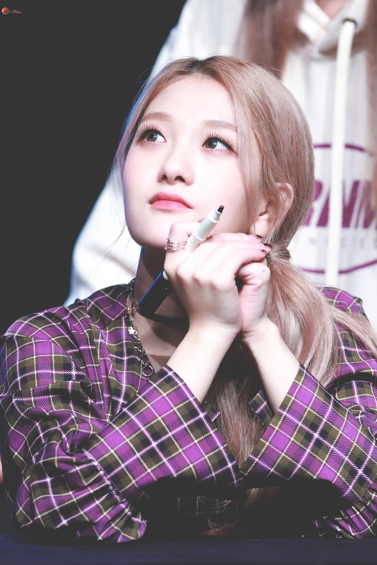 Dtgi8N4UwAUIzxc.jpg:orig