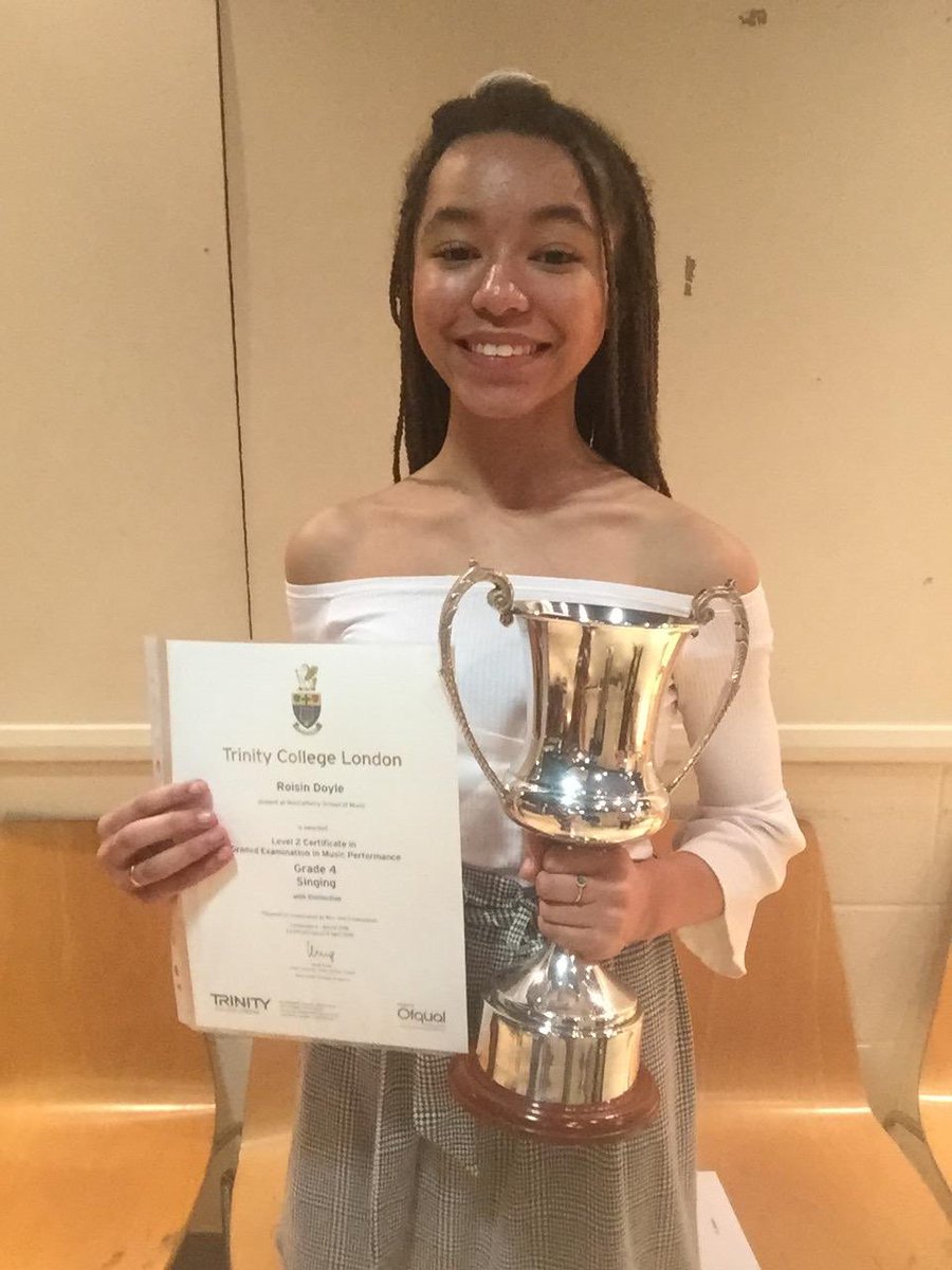 cranacollege's tweet photo. Congratulations to Roísin Doyle winner of the girls solo at The McCafferty School of Music Feis. Roísin also was presented with a certificate for achieving a distinction in her Grade 4 Singing Exam with Trinity College London. Congratulations Roísin. 🎤👌🏼⭐️ #CranaCollege https://t.co/7uhb7fhgQ3
