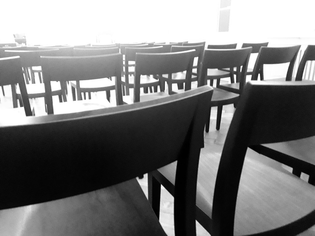 christoph_naser's tweet photo. So: 1/7 der #blackandwhitechallenge. #whdm #Wiehältstdusmit https://t.co/Qm5J7ZZube