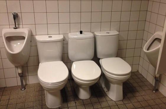 If economists designed bathrooms...