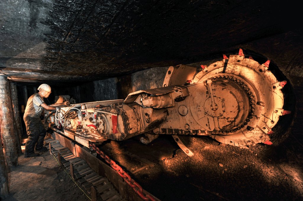 GlobalCommodit3's tweet image. US weekly coal production dropped to 12.6Mt dsecommodities.com/2018/12/03/us-…