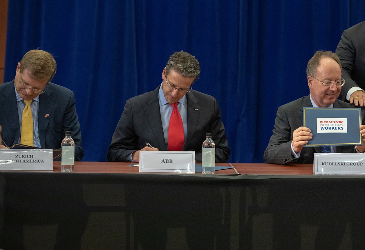 ABBNorthAmerica's tweet photo. ABB’s Greg Scheu pledges commitment to jobs and education with @ZurichNA  and @Kudelski during the Pledge to America’s Workers event at Northern Virginia Community College @NOVAcommcollege https://t.co/KqbzZ87btb
