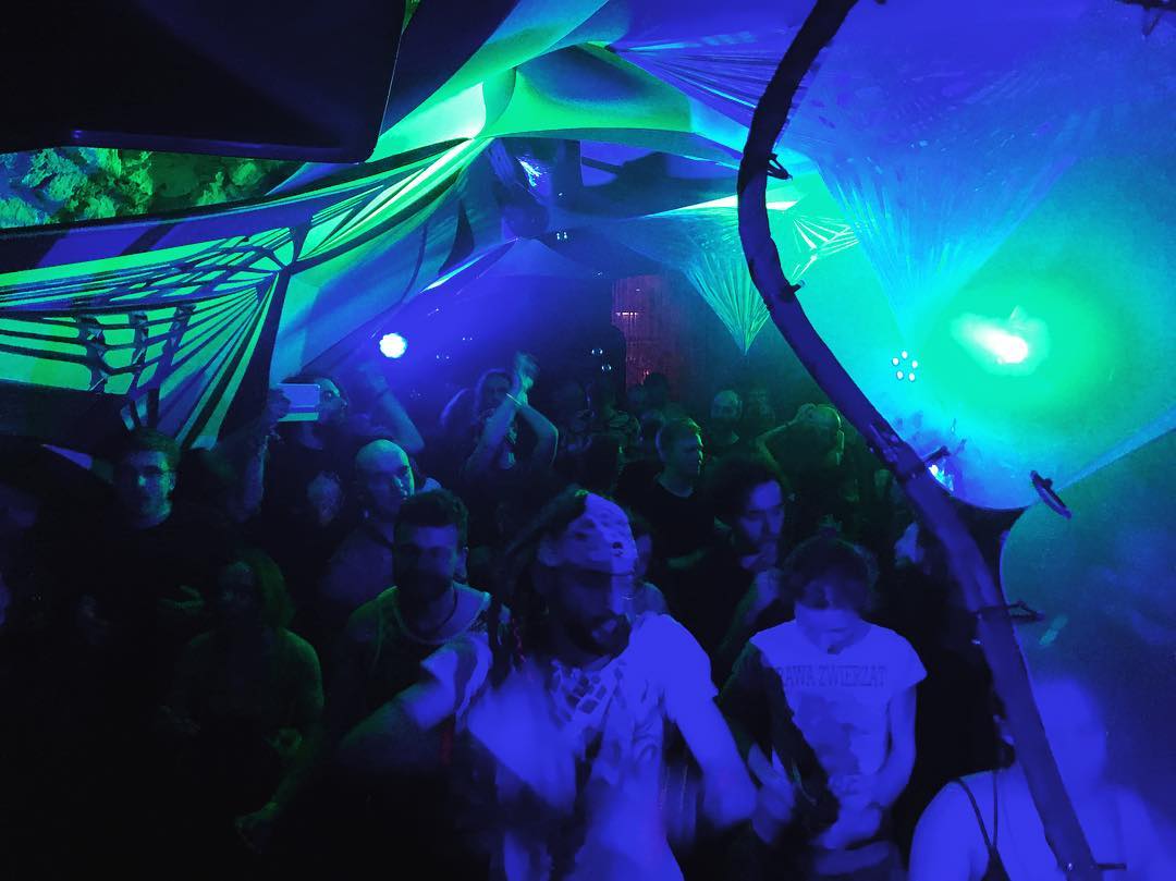 cjartt's tweet photo. Photo memories from fantastic party last weekend 🙌 @DeepersenseM pres. #Deeperrr , #Deepersense crew 9th B-day party with special fantastic guest from @TesseracTstrec @EClipMusic ! 🔥 photo by E-Clip himself 📷 🙏 https://t.co/PhmM6ISJNg
