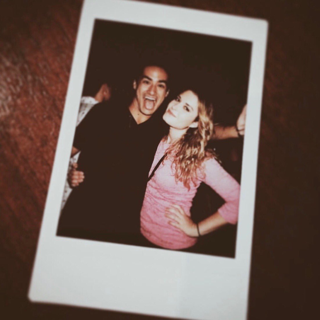 Choose Mom’s for your holiday party this year! Free reservations, no minimum, and no hidden extras. That’s what we call the holiday spirit! 🎅🏼🎁