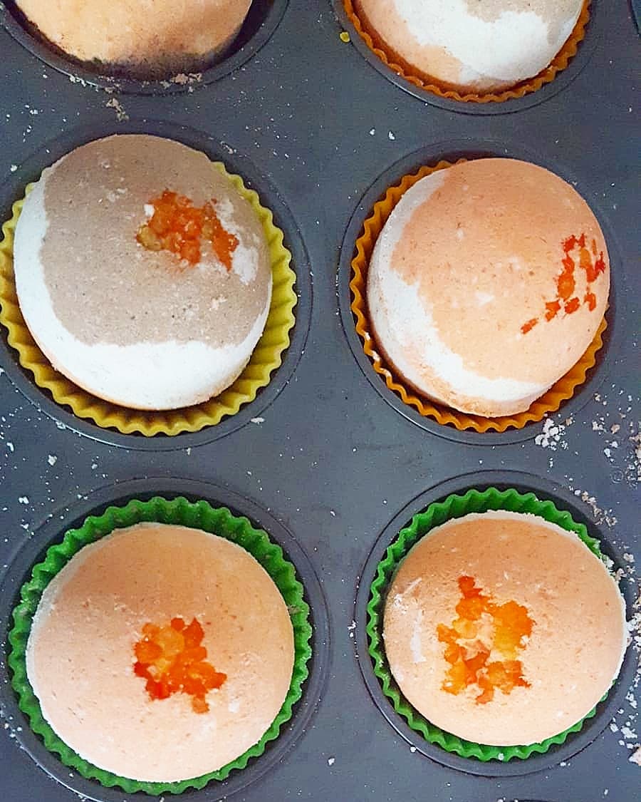 Inspired by the Terry's #ChocolateOrange our Luxurious Fizzing #BathBomb featured this season:
Chocolate Orange Bath Bomb 🍊🍫
Made with #CoconutOil you can even lightly moisturize while you bathe 🛀 
#handmade #artisan #bathcare #bathfizz #bathdust #bathsalt #bathgoodies