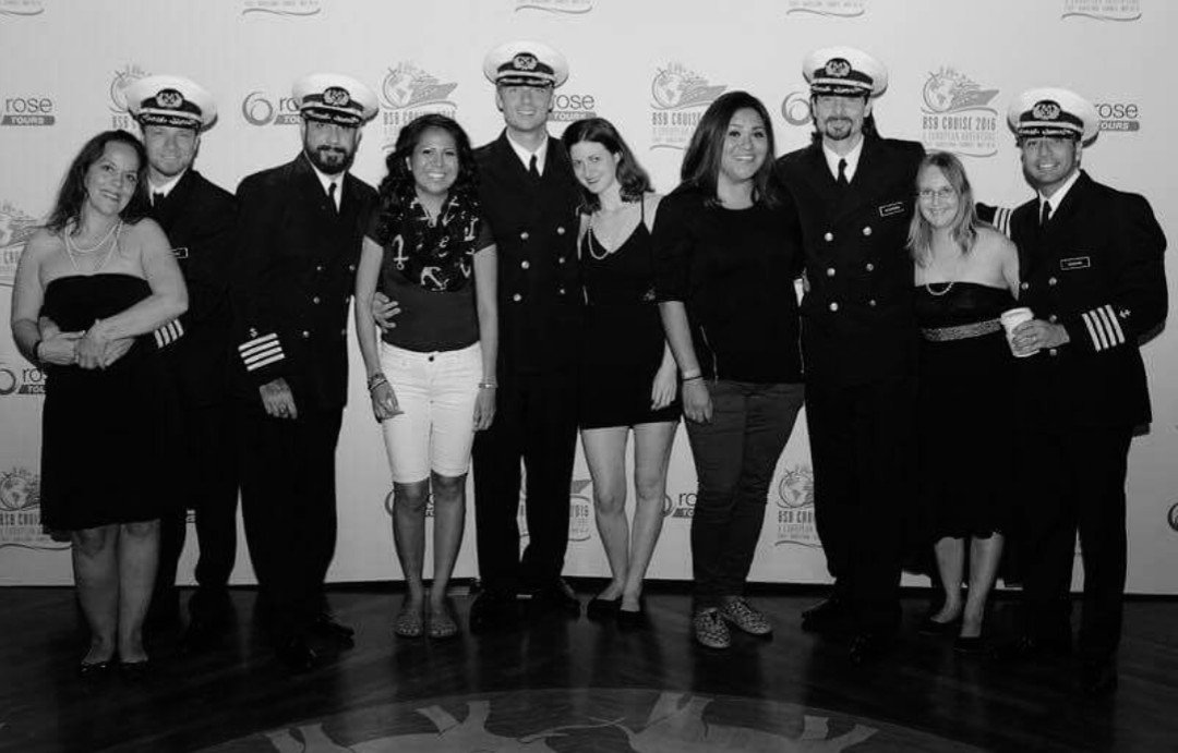 isabelles30's tweet photo. @nickcarter... #followme #followus @nati1988 maybe nick didn't see us, but it's OK... We have our memories 😍 https://t.co/oyyJzcmntR