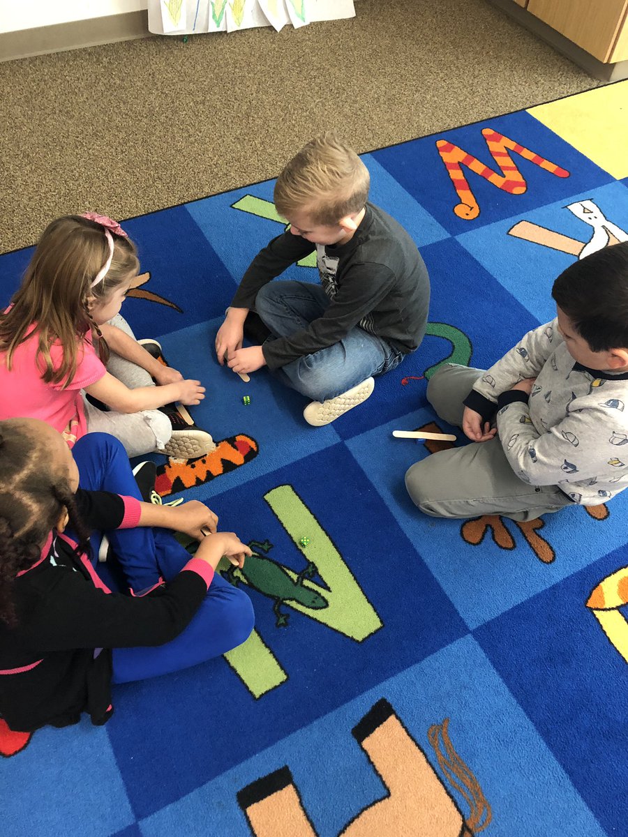 MsSmithsKinders's tweet photo. Kinders working on prepositions during E.L.D. and Math https://t.co/ReqQkmn0ge