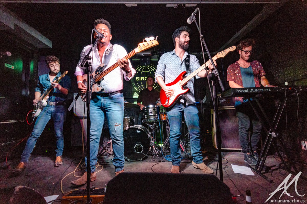 TangerineFlav's tweet photo. HIGHLIGHTS! 2.0 🤠🤠🤠
#TangerineFlavour 17 NOV 2018 - #HuntersParty @SirocoSala #NoHardFeelings @musichunters_es
📸: @thelostdreamer https://t.co/1u89miAxBW