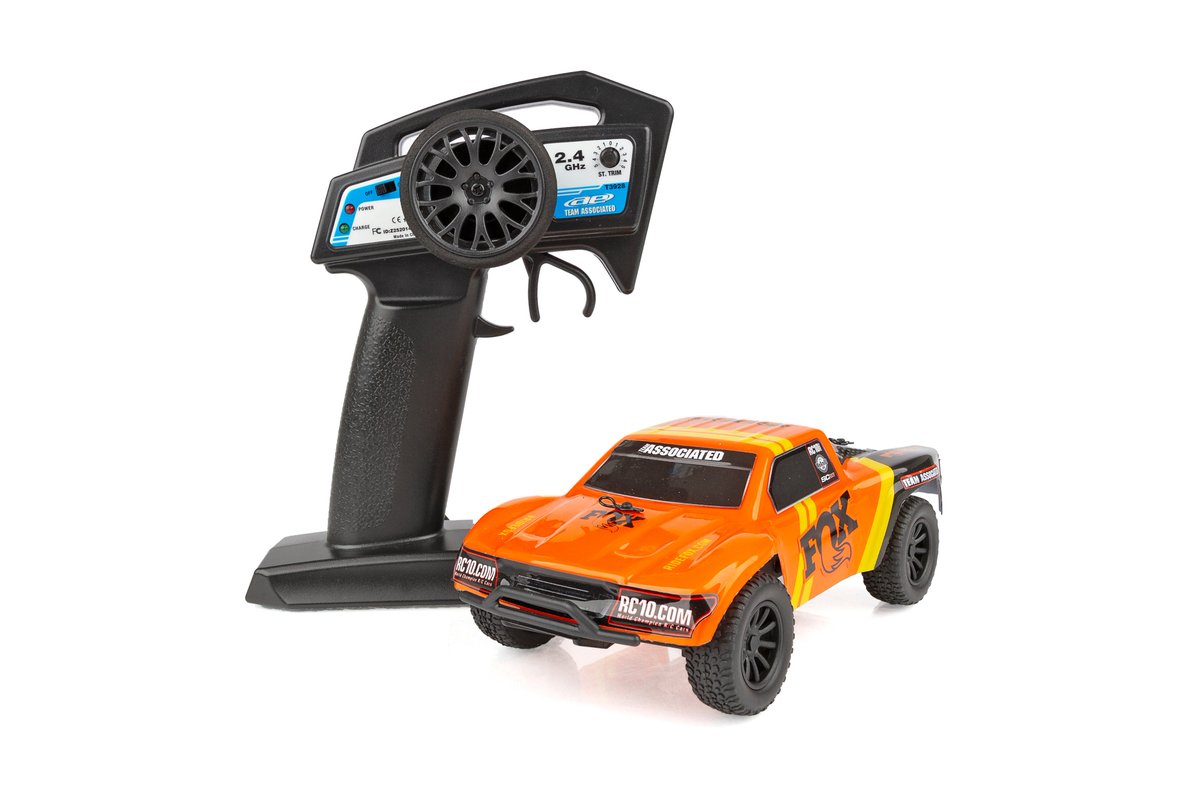 Team_Associated's tweet image. New! #SC28 RTR FOX Factory Truck. @Team_Associated is pleased to announce a new licensed version of the @foxracing SC28 short course body, featuring an orange paint scheme with the iconic FOX logo. Available Dec. 2018. bit.ly/asc20157 #WeAreAE